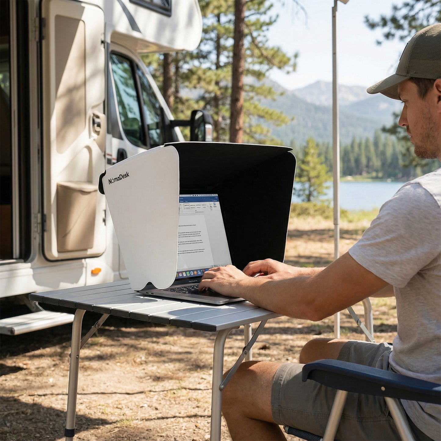 NomaDesk Laptop Shade